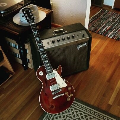 a collectible les paul electric guitar